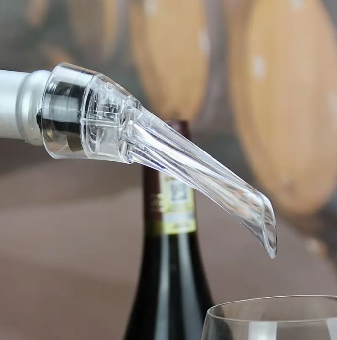 Decantador- aireador antifugas de vino de silicona con pico forma aguja